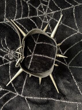 Spiked Leather Choker Necklace